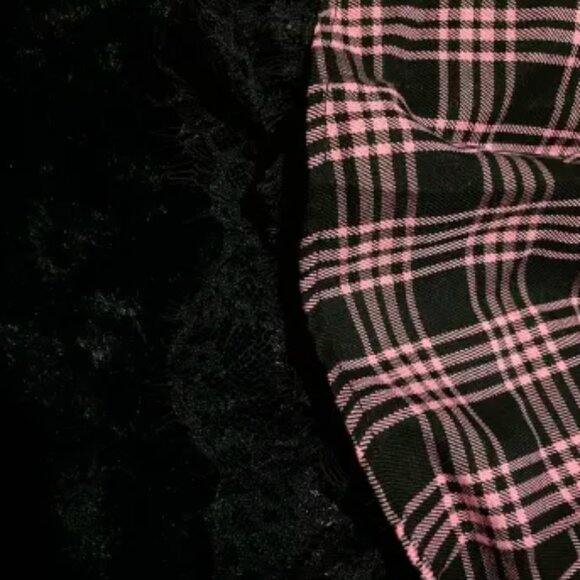 Pink And Black Plaid Ribbon Hot Topic Skirt - Picture 3 of 4